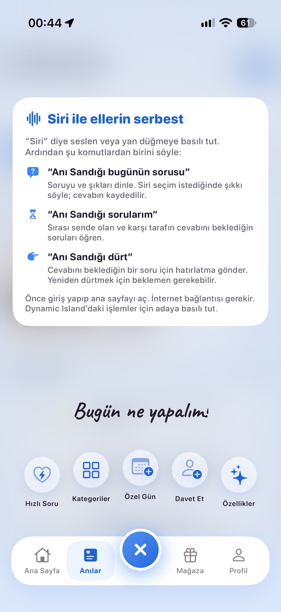 Gerçek iOS ekranı: Siri ile soru cevaplama ve dürtme komutları